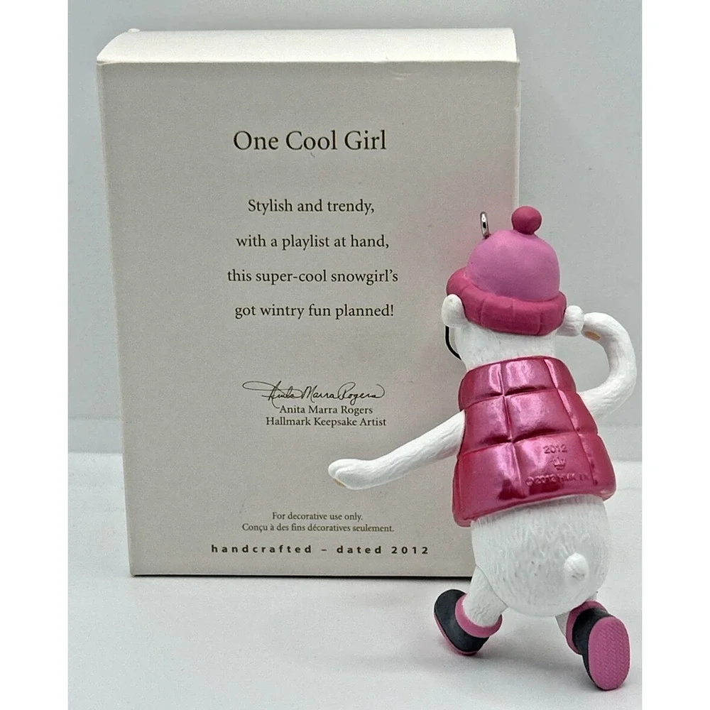 2012 Hallmark One Cool Girl Keepsake Ornament‎ U59